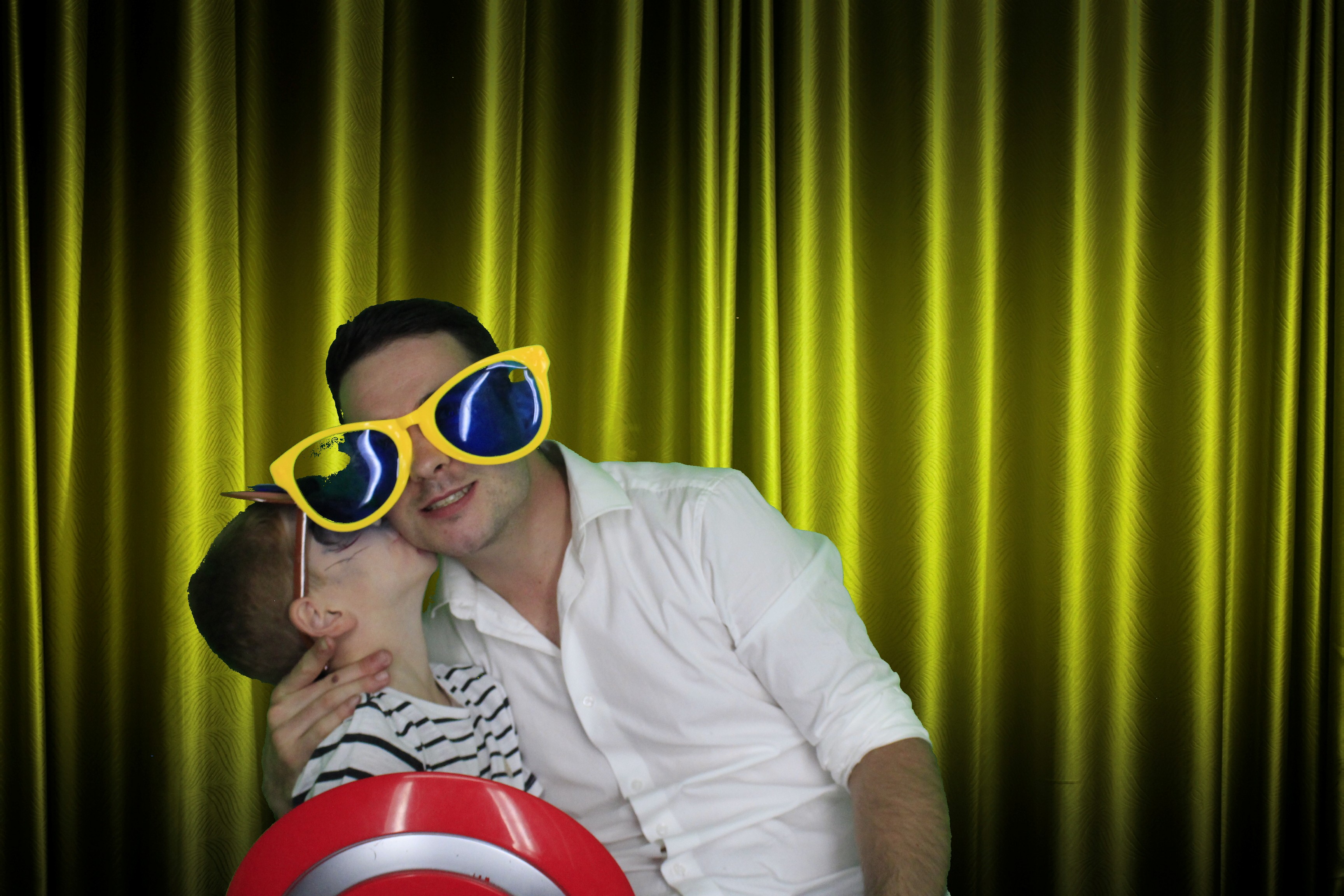 Clive and Gemma's Wedding | View more photos from the event at gallery.myphotoboothexperience.co.uk/u/MyPhotoBoothExperienceLtd/Clive-and-Gemmas-Wedding